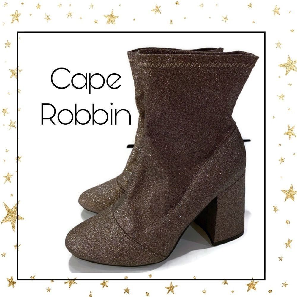 Cape Robbinย Pull-on HeeledโGlitter Bootiesโ7